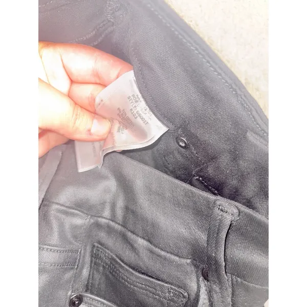 Good American Good Straight Coated jean in Black 0/25 - Image 4
