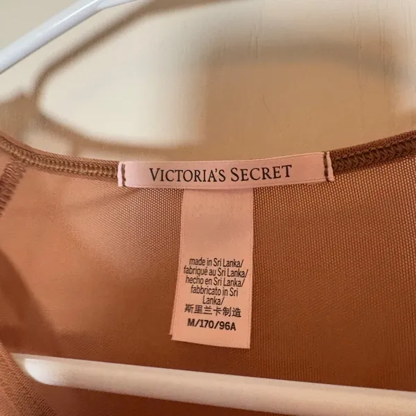 Victoria’s Secret NWOT Mesh Ruched Top, Sold Out, Size Medium. - Image 3