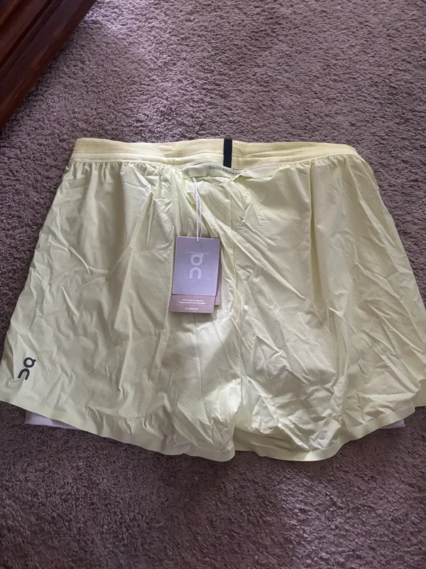 On 3” Performance 2/1 Underlining Running Shorts - Image 7