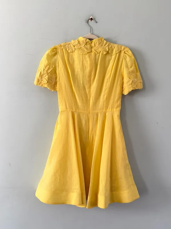 NWT Antonio Melani Iris‎ Linen Floral Appliqué Sunshine Yellow Mockneck Dress - Image 4