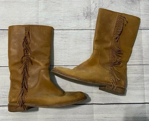 Bass Distressed Boots Size 11 - Image 6