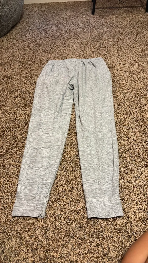 Old navy active sweat pants - Image 2