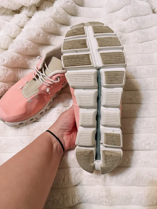 On Cloud Running Shoes - Image 3