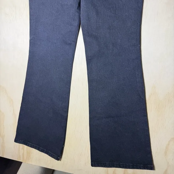 NWT Universal Thread High-Rise Flare Jeans Womens Size 2‎ Comfort Stretch Black - Image 10