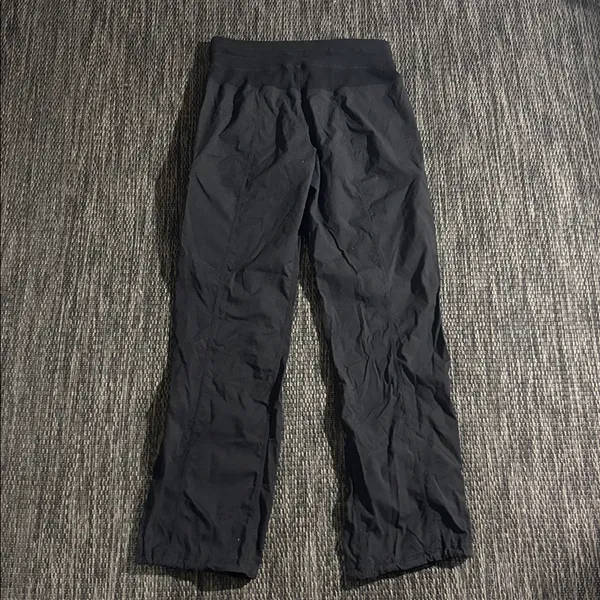 Lululemon Dance Studio Mid-Rise Pant *Regular *unlined - Image 2