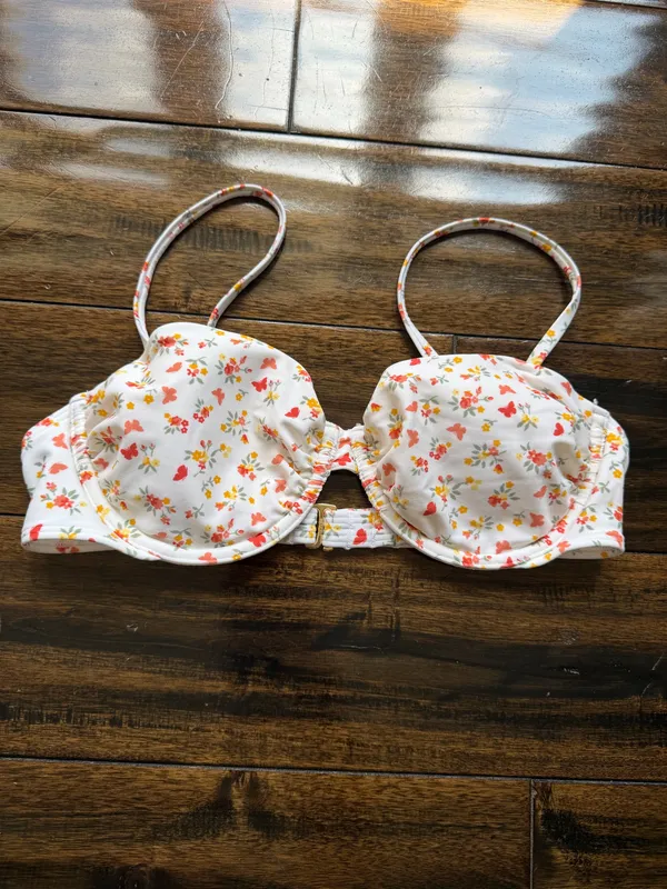 Hollister Butterfly Floral Bikini Set - Image 3