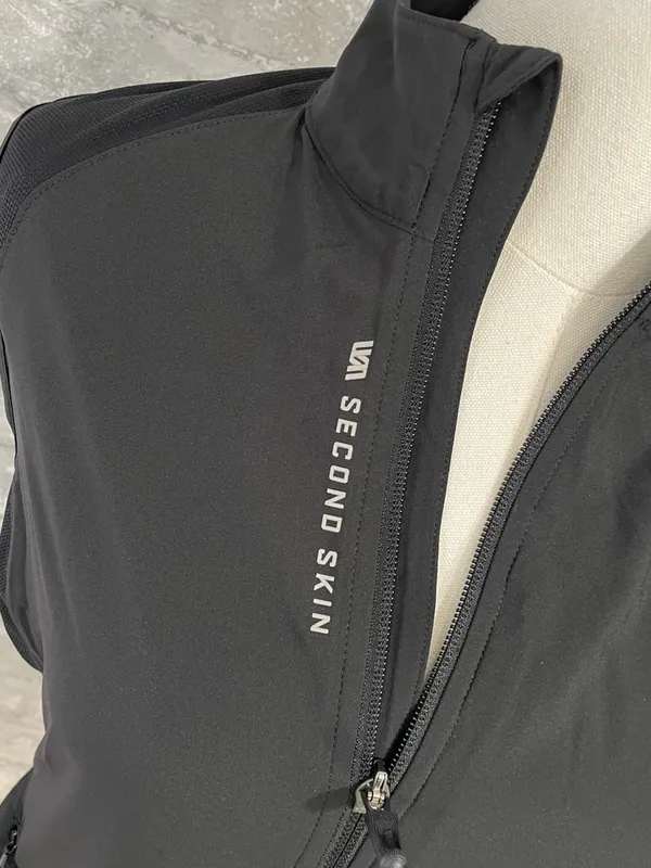Second Skin Full Zip Vest Lightweight Black Vest - Image 2