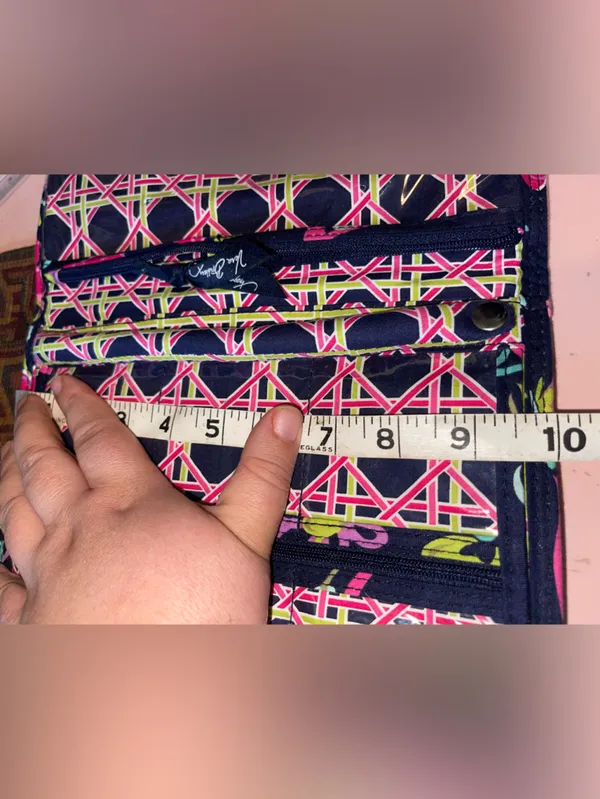 Vera Bradley “Ribbons” (2012) Pattern Quilted Floral Travel/Compact Organizer - Image 7