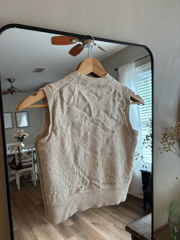 Aritzia Babaton 100% wool top - Image 5