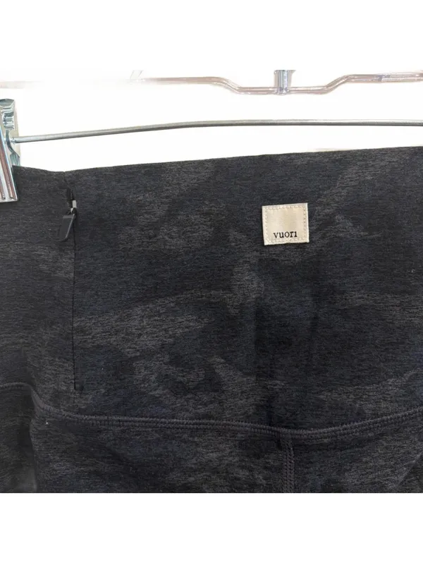 Vuori Clean Elevation Leggings Black Camo Heather DreamKnit VW444 Size Small 25" - Image 4
