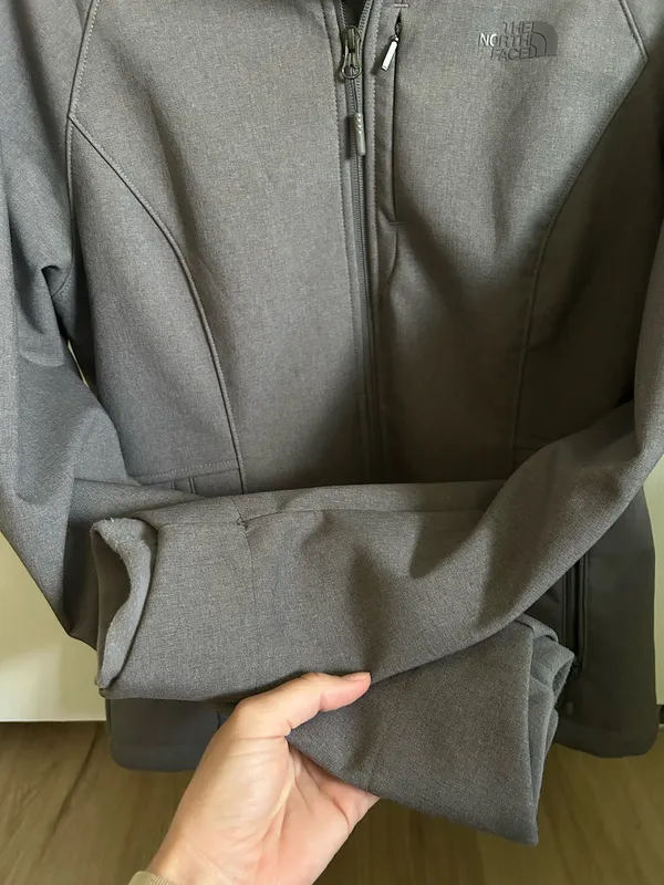 The North Face Women’s Jacket Full-Zip - Image 3