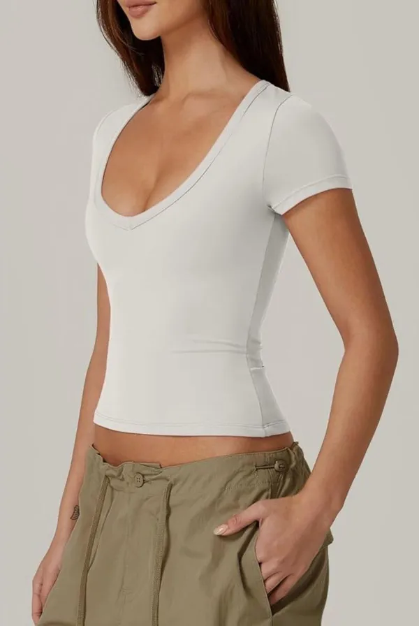 Quinsen V Neck T Shirt Size XS - Image 3