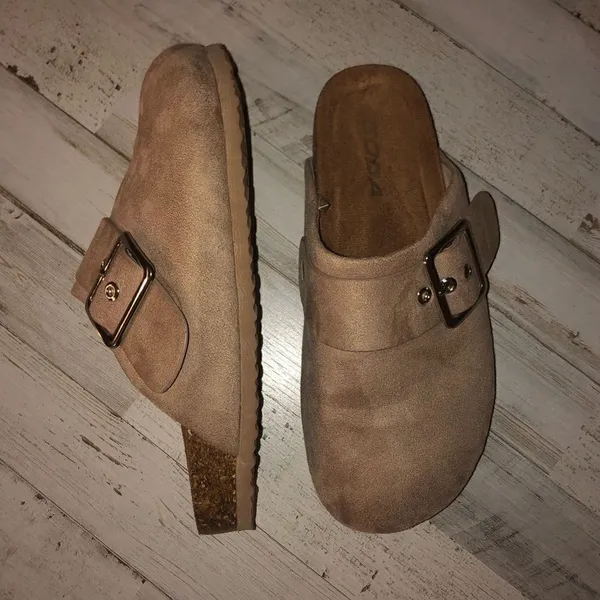 💕5️⃣for20 Soda slip Ons size 6M New without tags - Image 6
