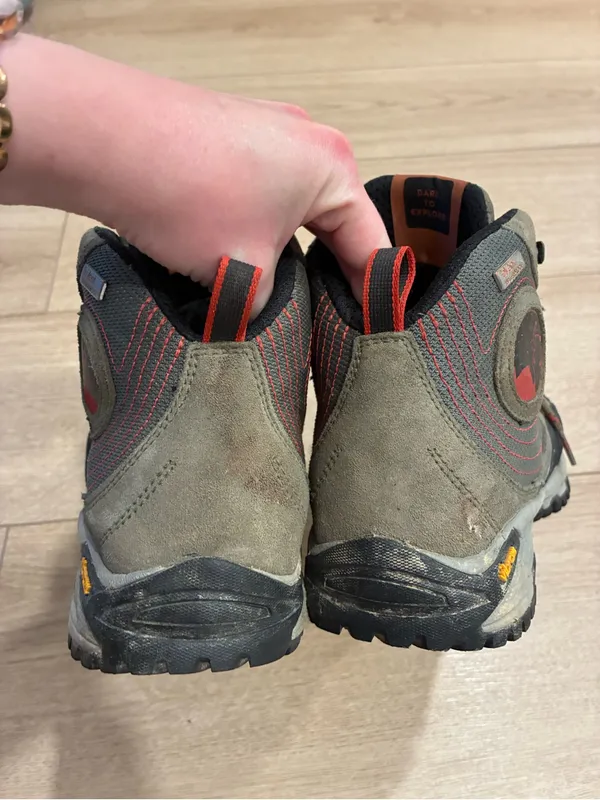 Mishmi Takin Women’s Jampui Mid Event Waterproof Lightweight Hiking Boot Size 9 - Image 6