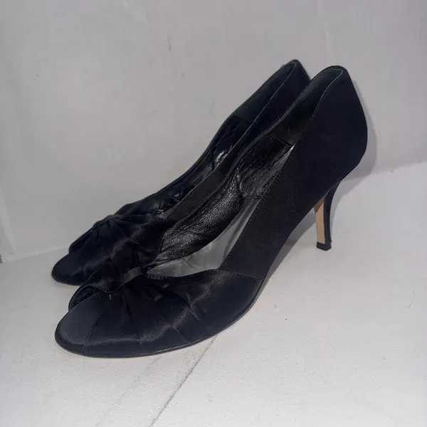Butter For Diane B Satin Peep Toe Italian Black Minimalist Pumps‎ Heels Size 9 - Image 5