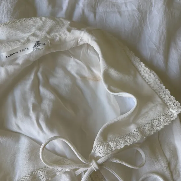 Altar'd State tie lace top - Image 3
