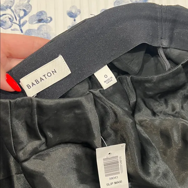 Aritzia Babaton Black Slip Maxi Dress - Image 4