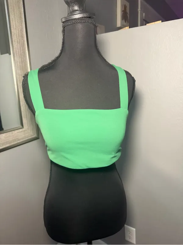 Offline x Aerie Real Me Xtra Stretch Med. Support Green Crop/ Sports Bra Medium - Image 3