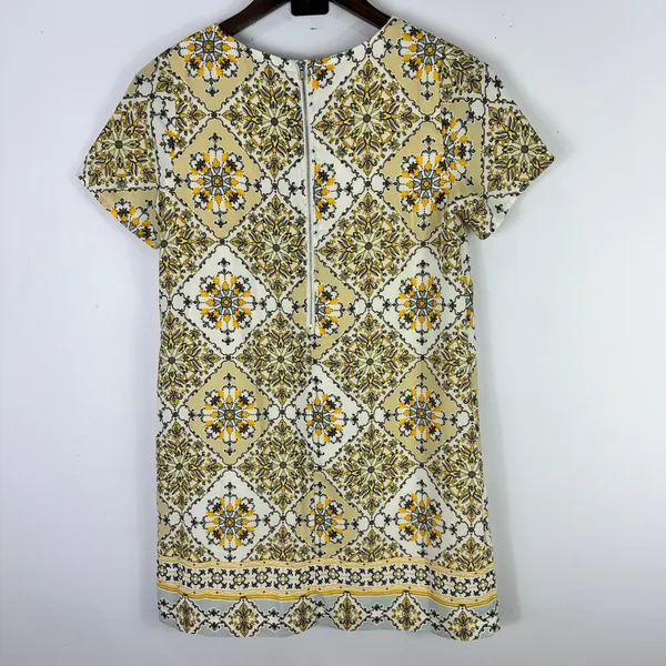 Lulus‎ Dress XS Yellow Ivory Baroque Tile Print Mod Shift Mini Resort Travel - Image 3