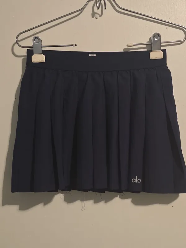 ALO Yoga Navy Pleated Skater Skort - Image 2