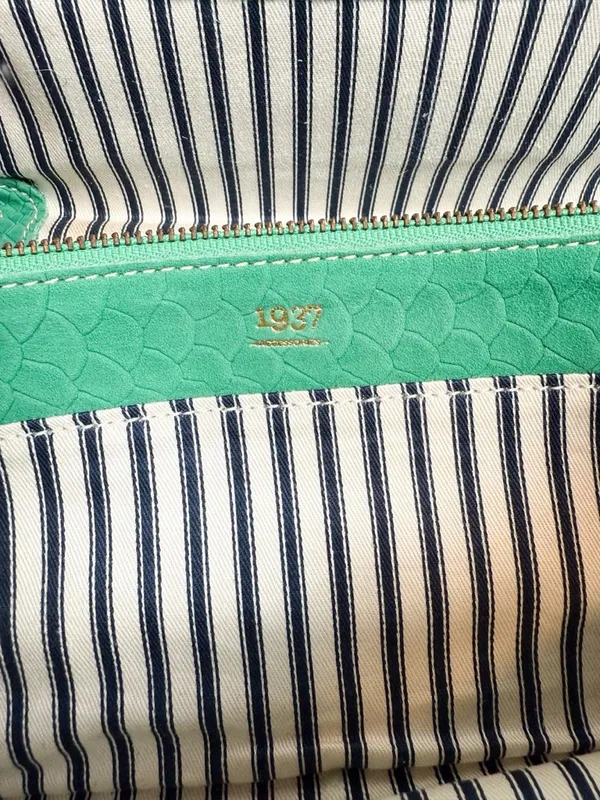 Madewell 1937 Accessories Green Suede Snakeskin Leather Wristlet Clutch Wallet - Image 7