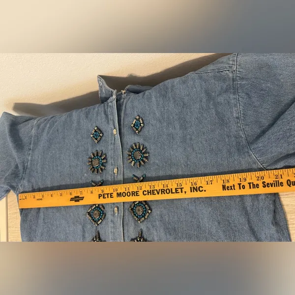 Vintage New Frontier Beaded Denim Button Up Shirt Southwestern Country Sz Small - Image 5