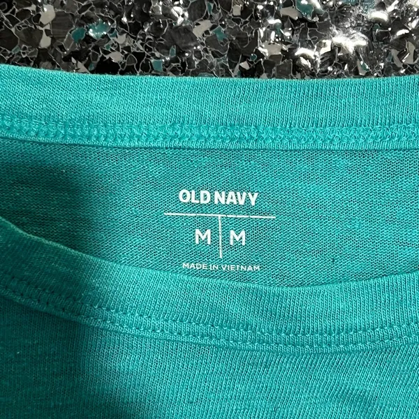 Women’s Old Navy Medium Teal Sleeveless Shirt - Image 2