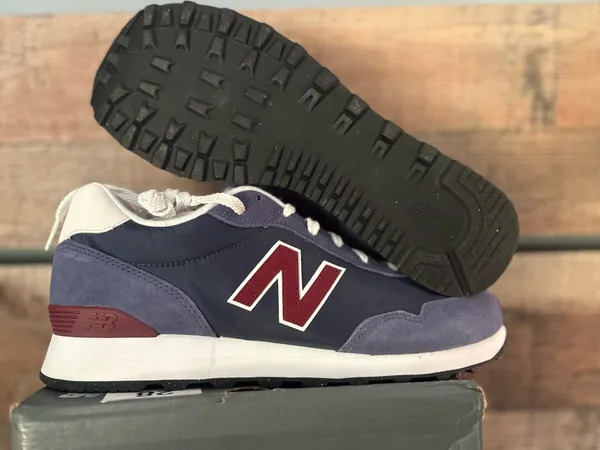 Navy blue and maroon new balance sneakers.515 - Image 4