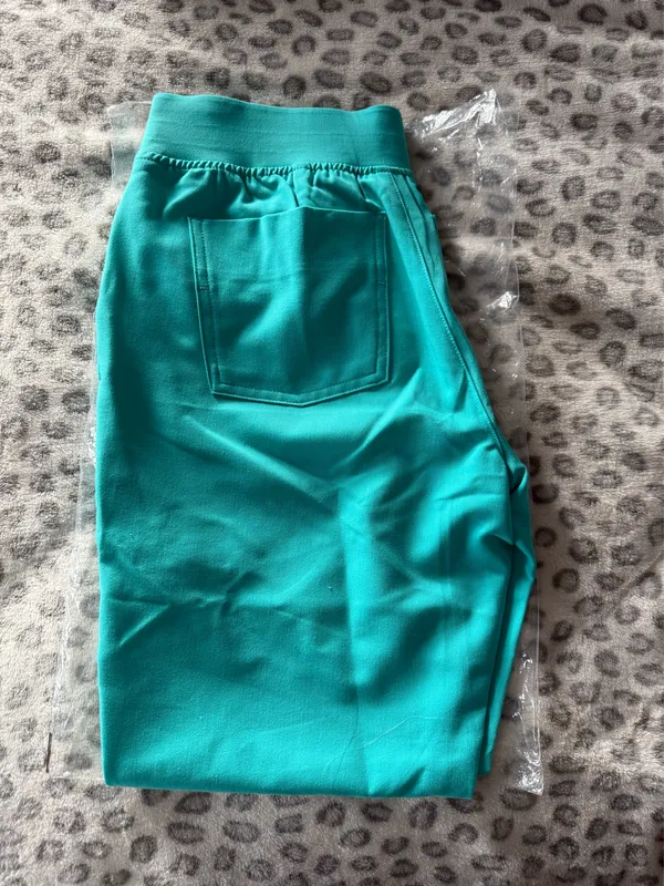 FIGS Zamora Jogger Scrub Pants - Image 3