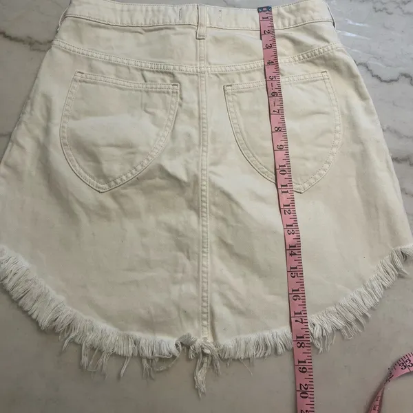 NWOT We The Free‎ Ivory Frayed Mini Skirt - Image 7