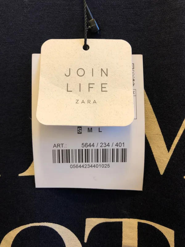 Zara Tee Women’s Size Small Blue Long Sleeve “I Am Not A Walking Logo” NWT - Image 4