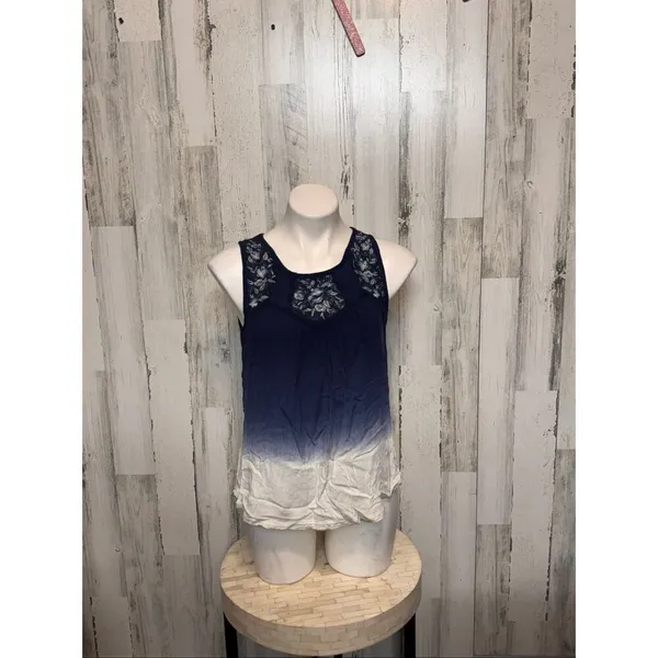 Xhilaration Blue White Ombre Lace Trim Tank Top – Size Medium - Image 2