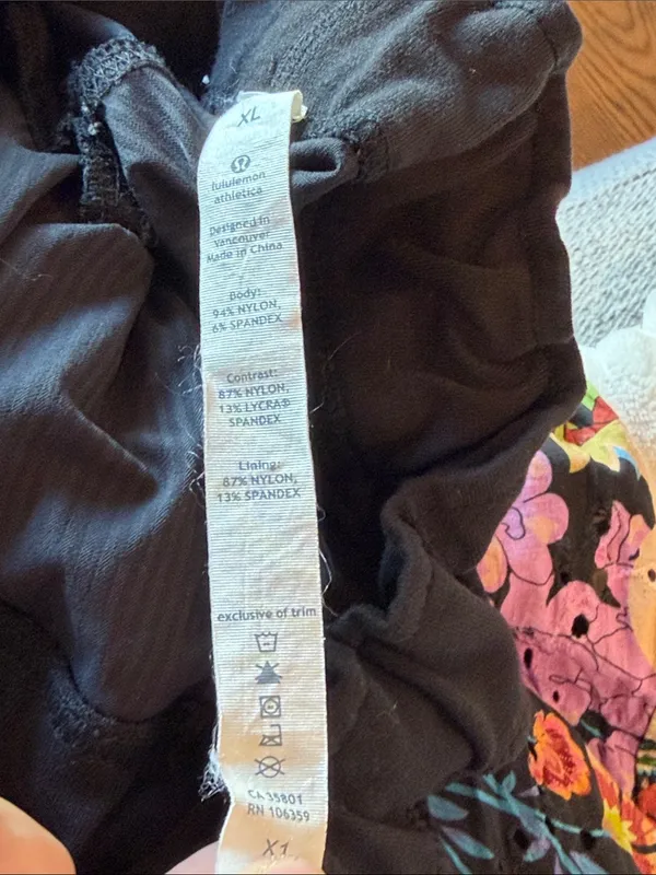 lululemon athletica Women's Black Track‎ Joggers XL - Image 5