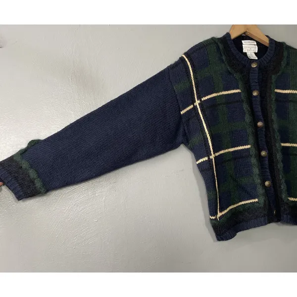 Christopher & Banks Vintage Boxy Plaid Sweater Size Medium Cardigan Old Money Twee Dark Academia - Image 2