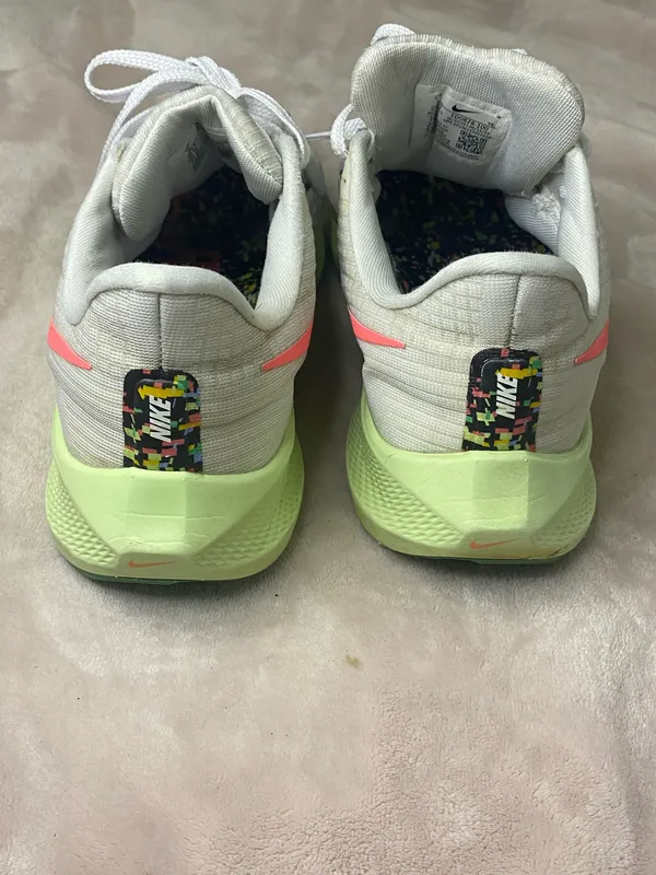 Nike Air Zoom Pegasus 39 Running women Shoes size 9 - Image 3