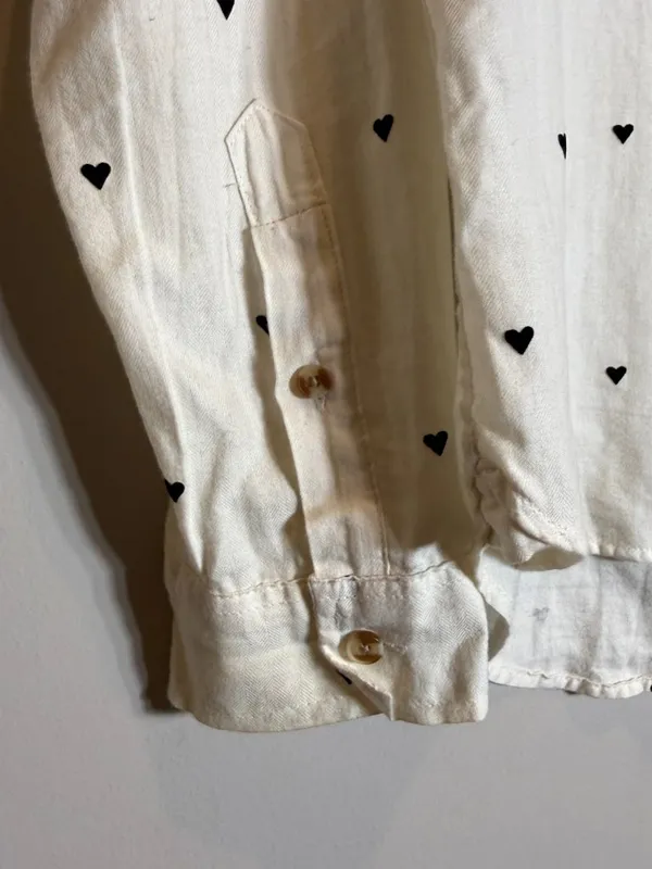 Abercrombie & Fitch Heart Print Boyfriend Button Up Shirt Women's Small Ivory - Image 9