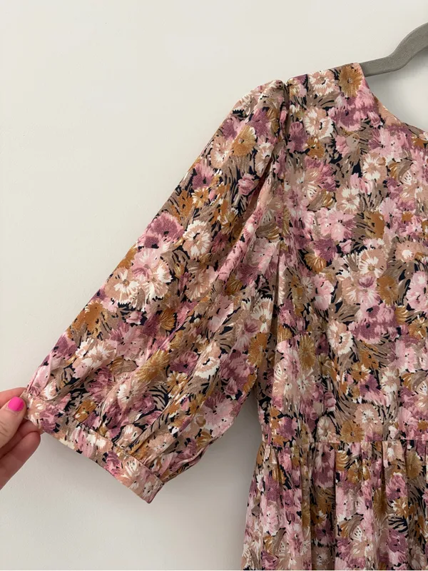 En Saison Jocelyn Pink Purple Floral Tiered Romantic Open Back Maxi Dress M - Image 2
