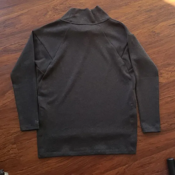 Arcteryx Gray Mock Neck Sweater Size Small Chic Feminine Athleisure Trendy - Image 9