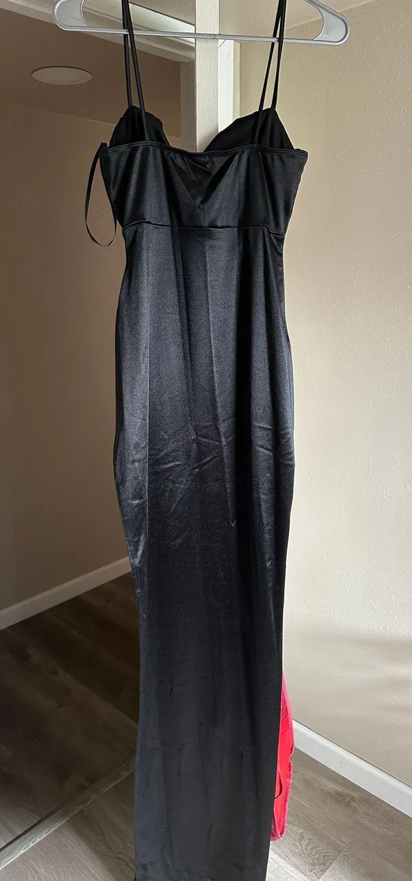 Windsor Prom Dress - Image 3