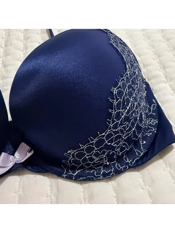 Victoria’s Secret Very Sexy Push Up Bra Underwire 32D Blue With Lace Trim - Image 11