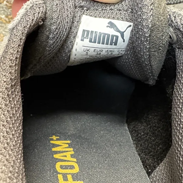 Puma Women's Gray and White Sneakers - Image 7
