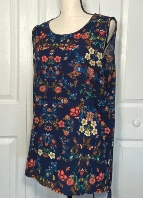 Bobeau XL Navy Crepe Floral Tunic - Image 2