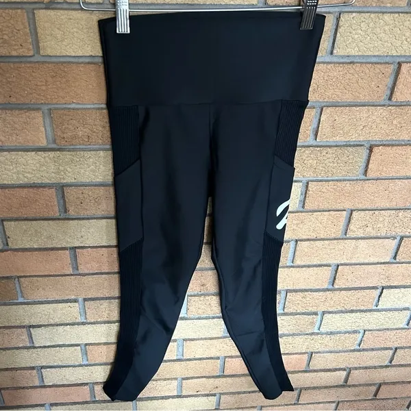 PELOTON Ribbed Pocket Athletic Legging Pants Black Size Small - Image 4
