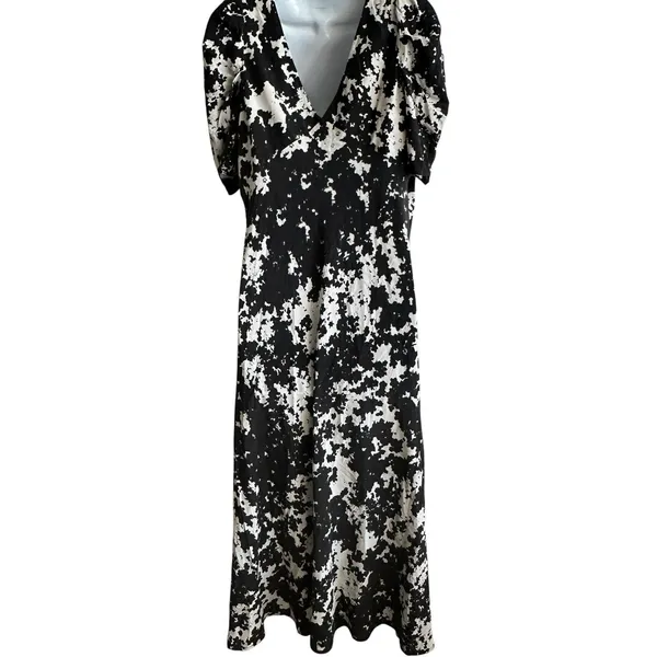 Banana Republic Matte Silk Maxi dress Sz 18 Babydoll Floral Vintage Inspired - Image 3