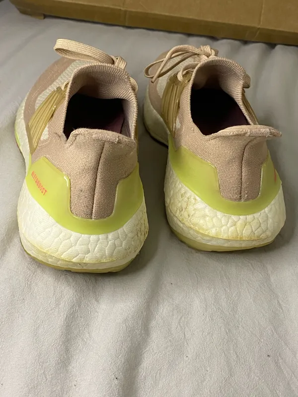 Adidas Ultraboost 21 Primeblue Running Shoes Ash Pearl Dusty Pink Womens Size 7.5 - Image 3