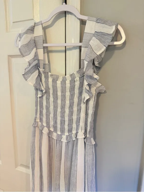 Blu Pepper Striped Smocked Ruffle Trim Midi Dress - Size Medium - Image 2