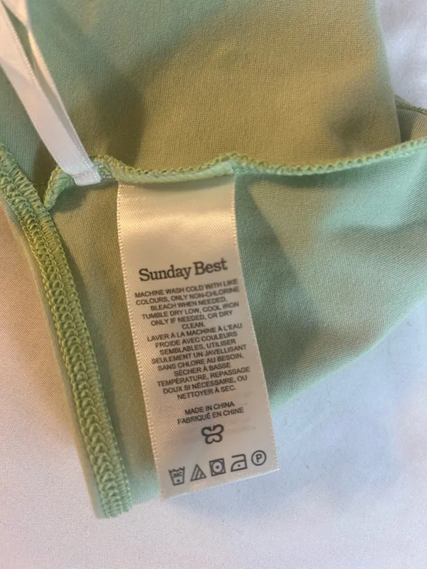 Aritzia Sunday Best Green Twist Halterneck Crop Top - Image 5