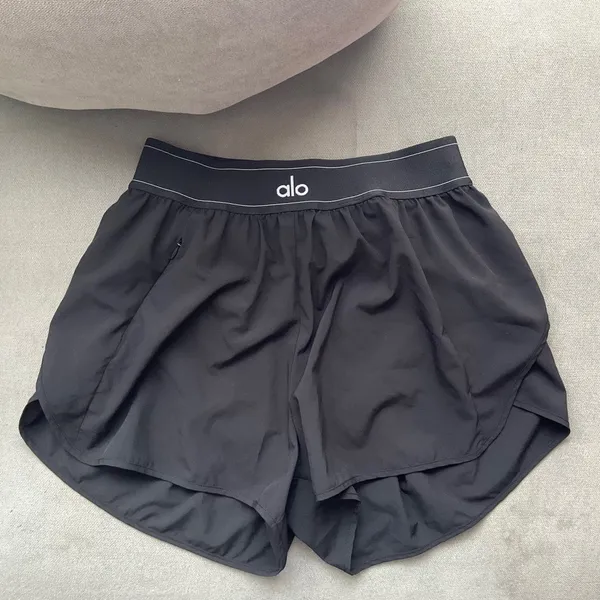 Alo Yoga Match Point Short Black S - Image 2