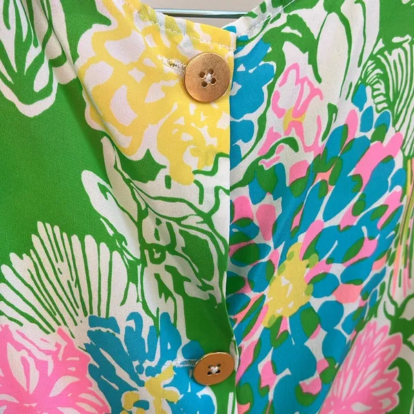 Lilly Pulitzer size medium silk top - Image 10