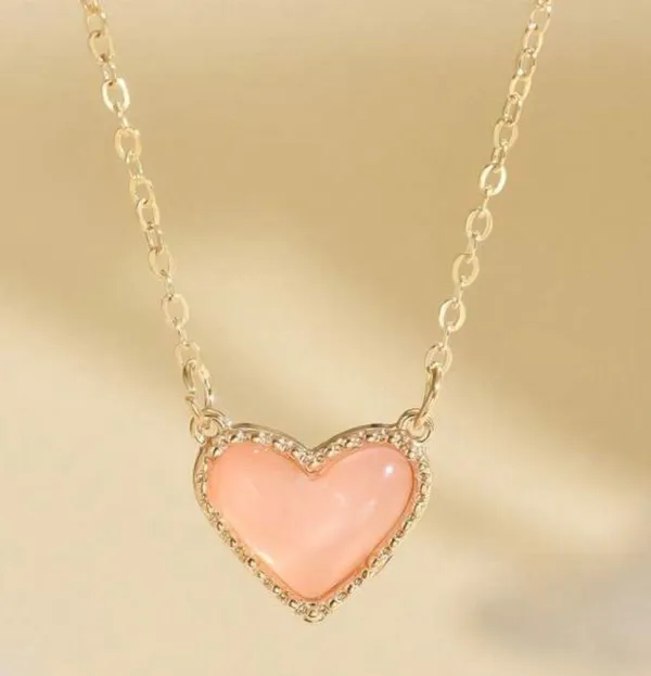 Peach Heart Pendant Necklace Gold - Image 3